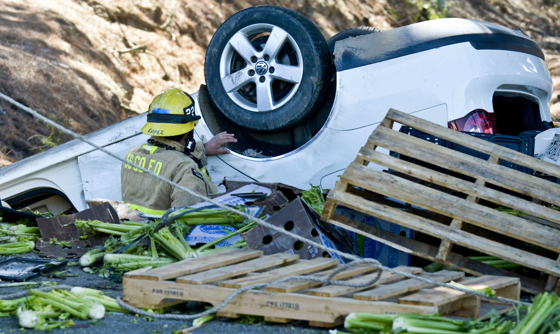 100419 Fatal crash 03.jpg